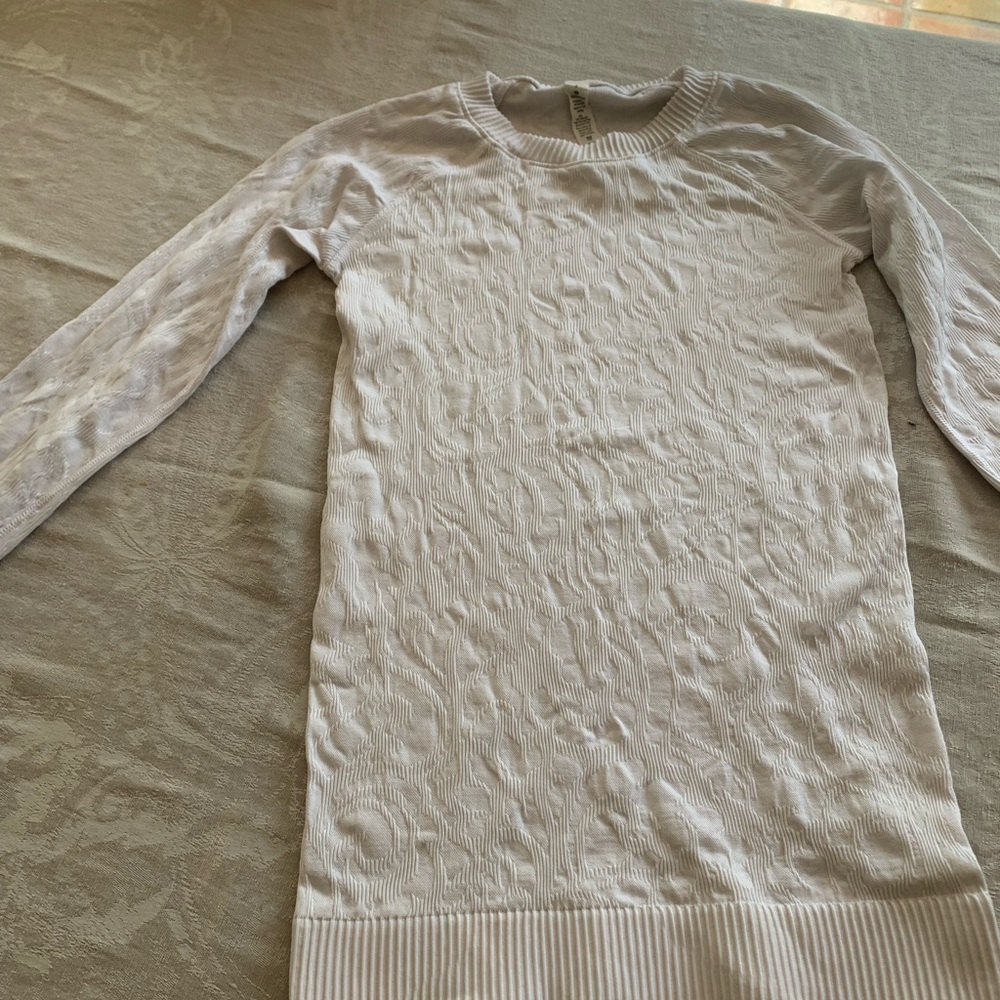 White Lululemon long sleeve athletic top